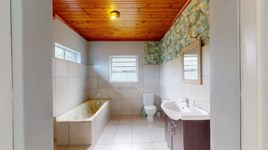 4 Bedroom Property for Sale in Lorraine Eastern Cape